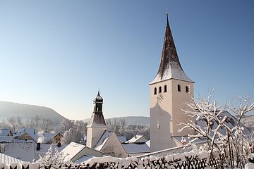 Kirchenburg Kinding im Winter