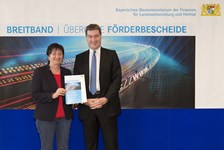 Übergabe Förderbescheid Übergabe Förderbescheid